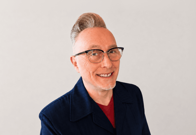 SENsational tutor Johnny