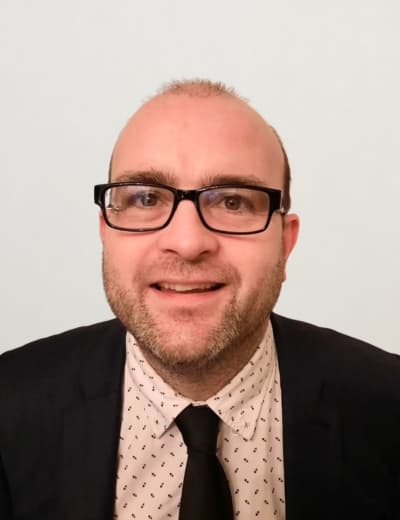 SENsational tutor Neil