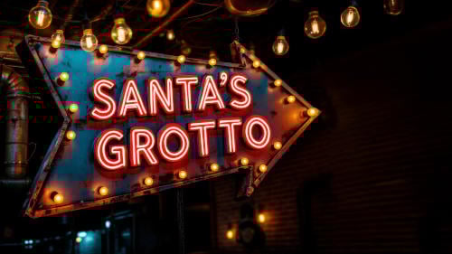Illuminated Santa's Grotto Arrow Sign with Vintage Lights for Festive Decor