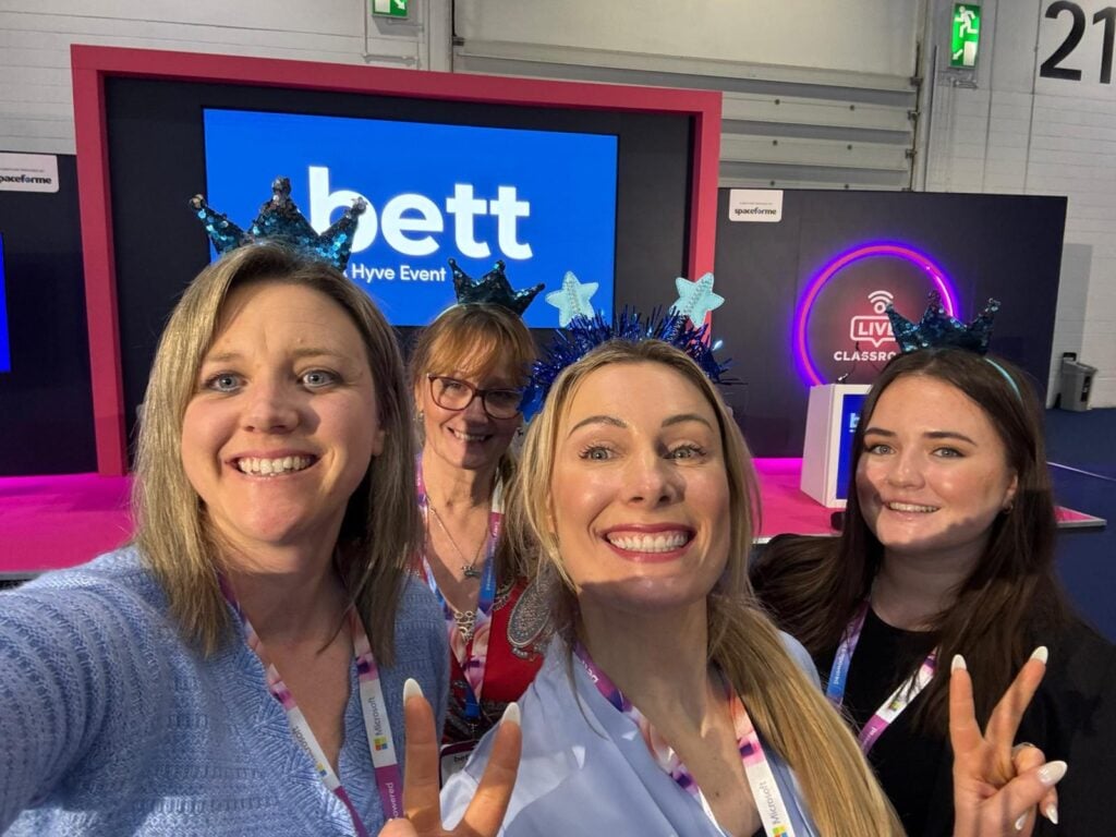 SENsational team photo